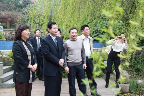 ���Ź����217��(�й���)����